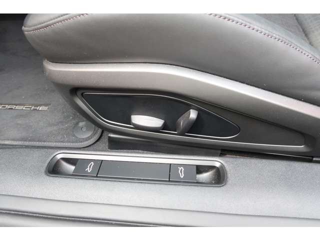 صورة مصغرة 17 لـ 2025 Porsche 911