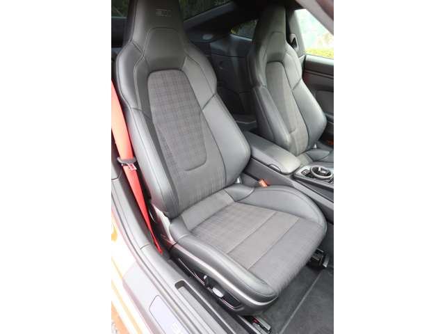 صورة مصغرة 22 لـ 2025 Porsche 911