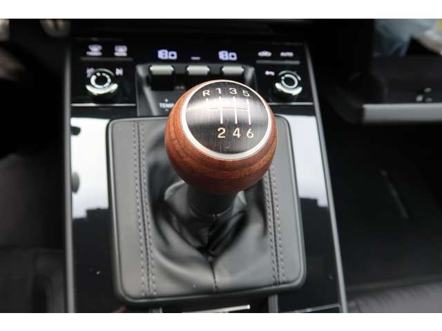 صورة مصغرة 36 لـ 2025 Porsche 911