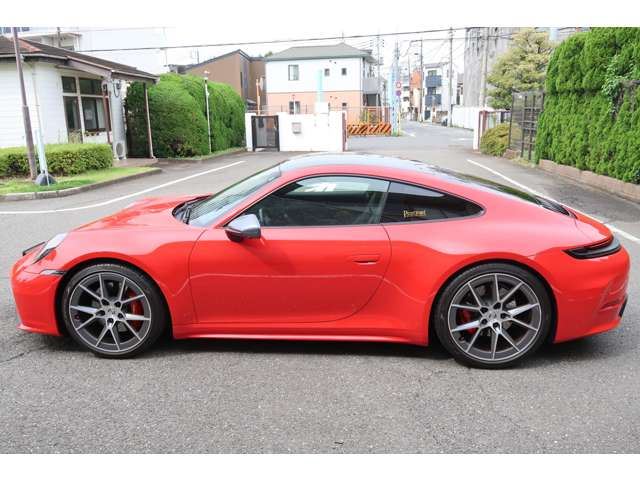 صورة مصغرة 8 لـ 2025 Porsche 911