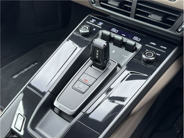 2024 Porsche 911 — миниатюра 22