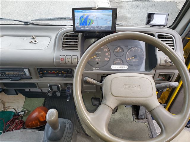 1997 Nissan ATLAS 照片 10