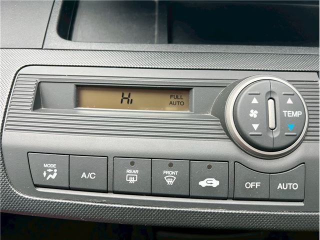 2009 Honda FREED — фото 9