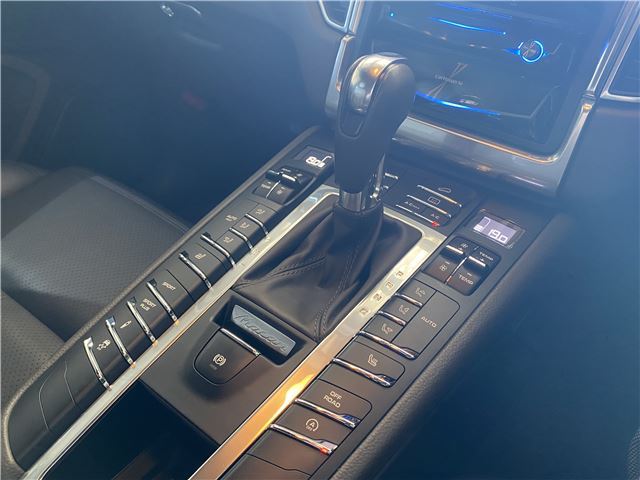 2016 Porsche MACAN thumbnail 58