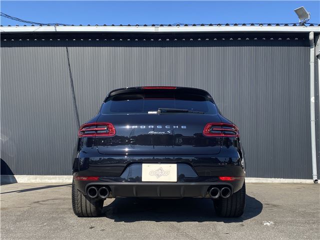 2016 Porsche MACAN thumbnail 7