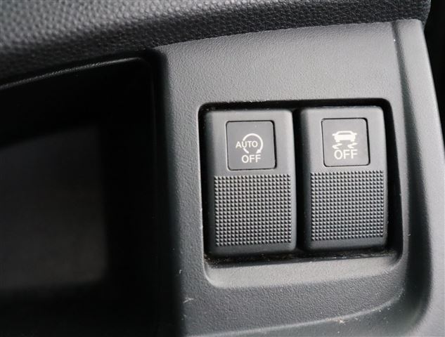 2013 Nissan LAFESTA 照片 11