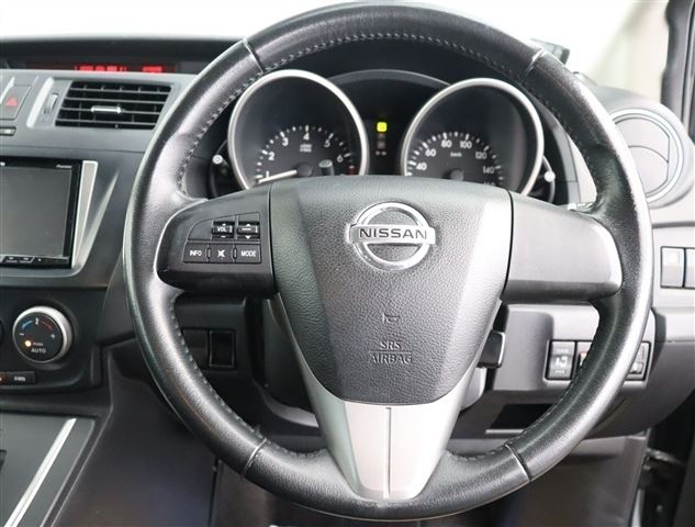 2013 Nissan LAFESTA 照片 9