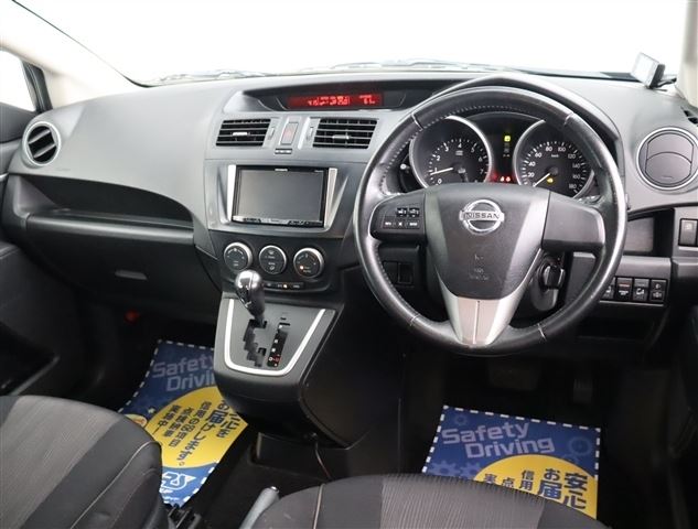 2013 Nissan LAFESTA 照片 4