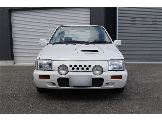 1990 Nissan MARCH 照片 4