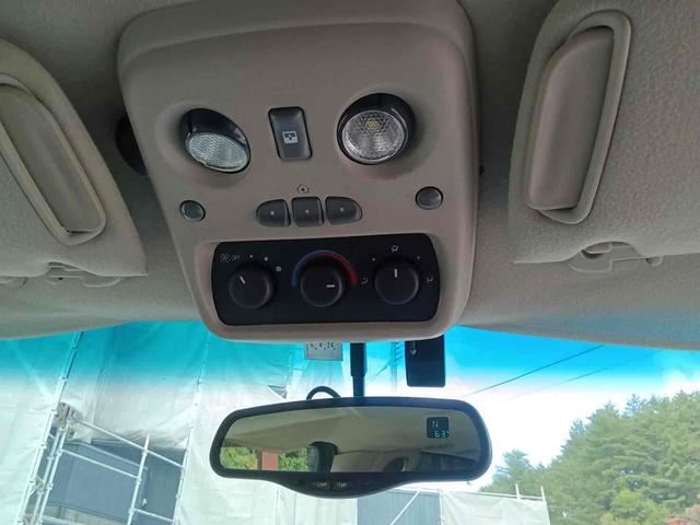 صورة 10 لـ 2002 Cadillac ESCALADE