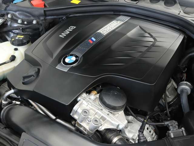 صورة 5 لـ 2017 BMW M2 COUPE