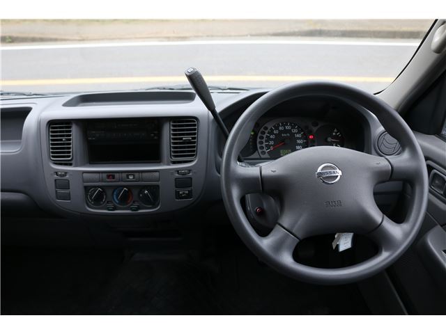 2003 Nissan CARAVAN — миниатюра 20