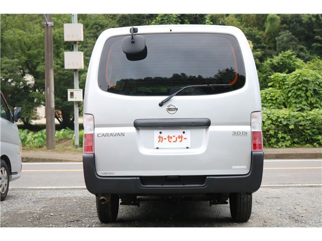 2003 Nissan CARAVAN 照片 10
