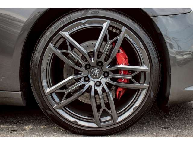 صورة مصغرة 36 لـ 2021 Maserati QUATTROPORTE