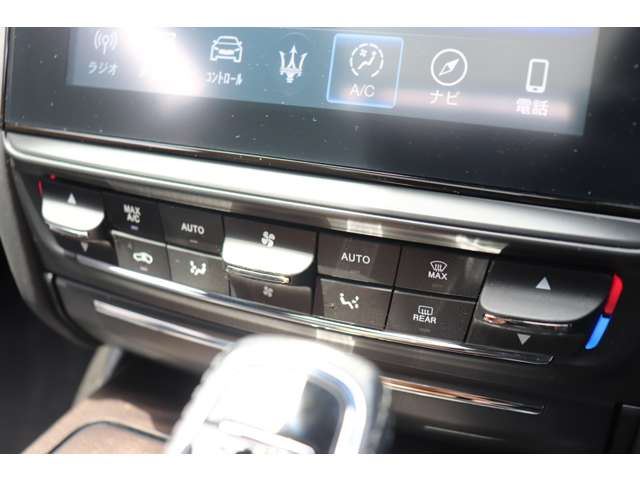 صورة مصغرة 54 لـ 2021 Maserati QUATTROPORTE