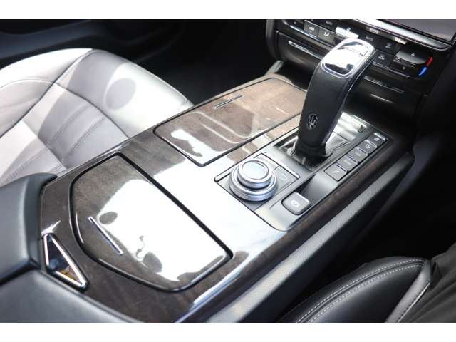 صورة مصغرة 55 لـ 2021 Maserati QUATTROPORTE