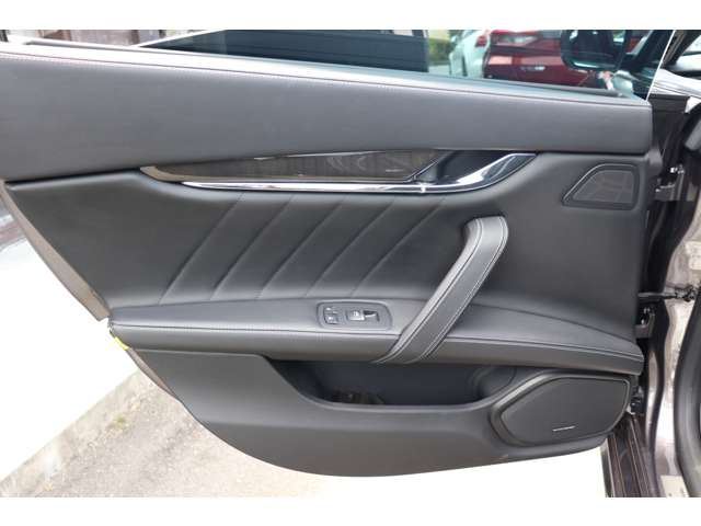 صورة مصغرة 75 لـ 2021 Maserati QUATTROPORTE