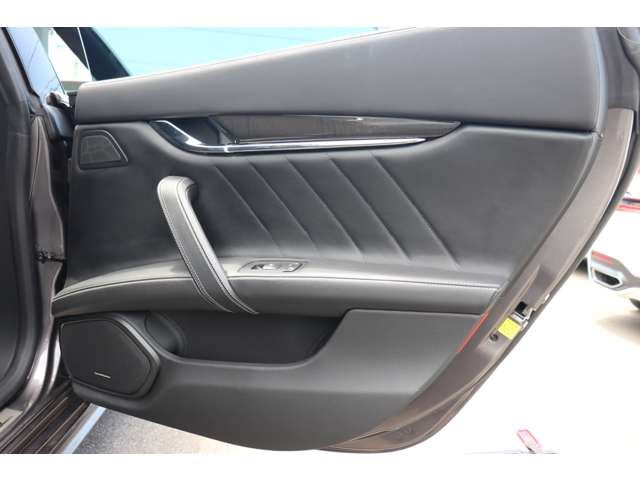 صورة مصغرة 76 لـ 2021 Maserati QUATTROPORTE