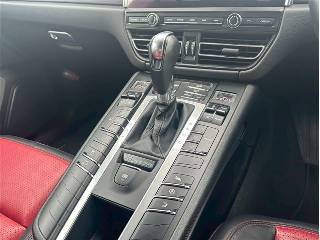 صورة مصغرة 22 لـ 2021 Porsche MACAN