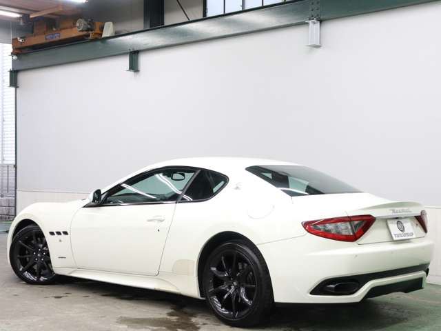 2015 Maserati GRAN TURISMO — миниатюра 15