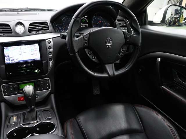 2015 Maserati GRAN TURISMO — миниатюра 24