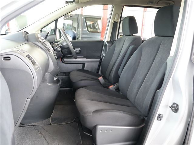 2011 Nissan LAFESTA 照片 10