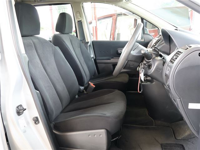 2011 Nissan LAFESTA 照片 8