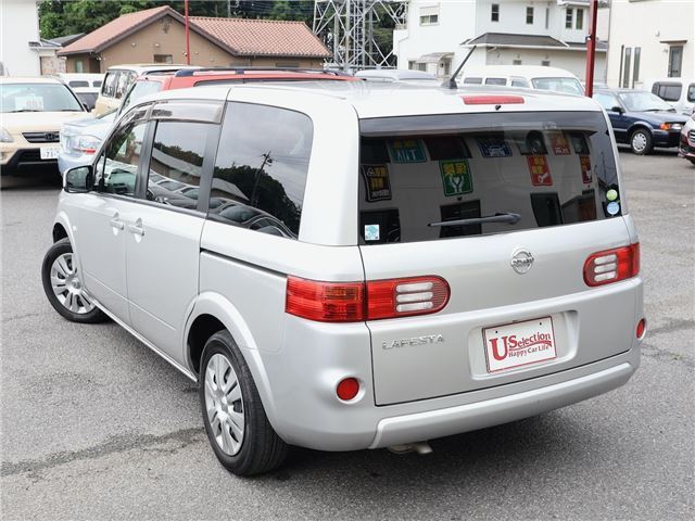 2011 Nissan LAFESTA 照片 7