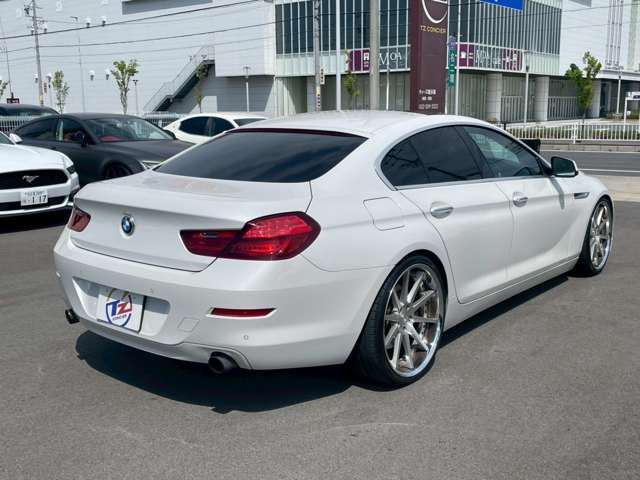 2012 BMW 6 SERIES GRAN COUPE 照片 8