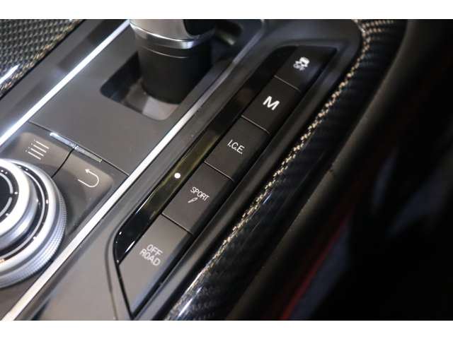 صورة مصغرة 16 لـ 2017 Maserati LEVANTE