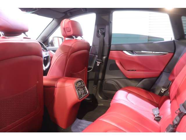 صورة مصغرة 30 لـ 2017 Maserati LEVANTE