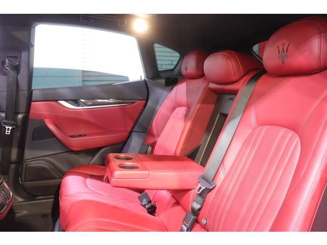 صورة مصغرة 32 لـ 2017 Maserati LEVANTE