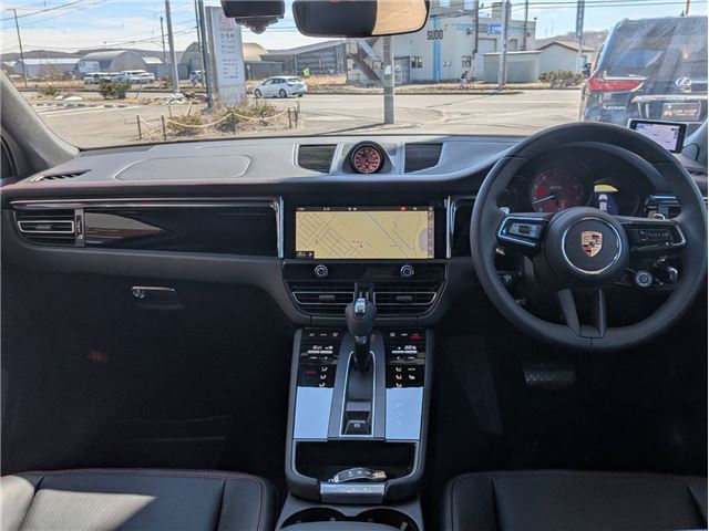 2026 Porsche MACAN 缩略图 2