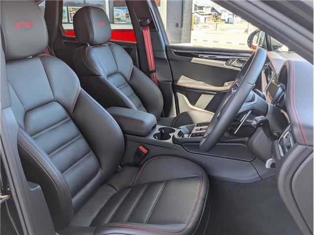 2026 Porsche MACAN 缩略图 10