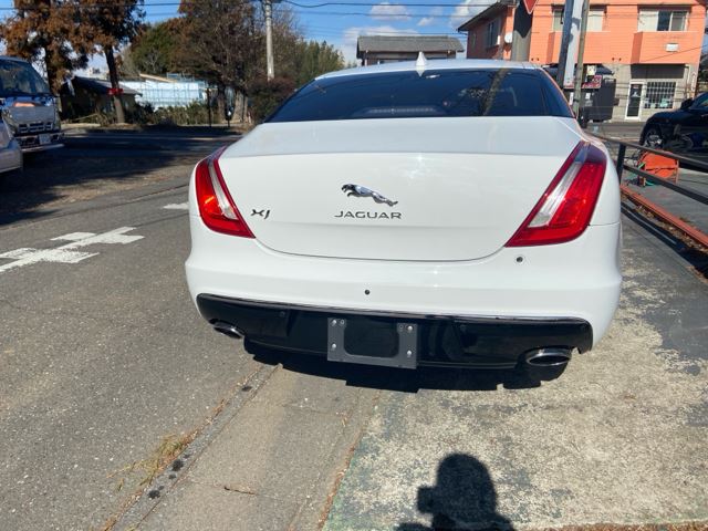 2017 Jaguar XJ 缩略图 12