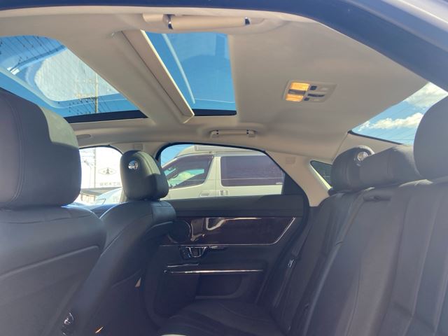 2017 Jaguar XJ 缩略图 37