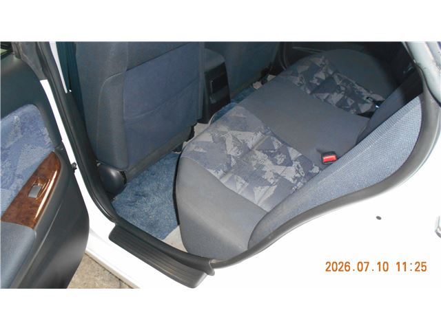 2001 Nissan LAUREL 缩略图 15
