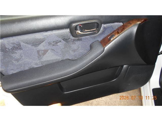 2001 Nissan LAUREL 缩略图 14