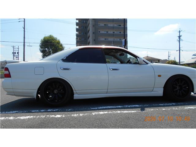 2001 Nissan LAUREL 缩略图 8