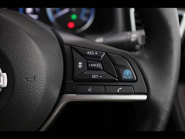 صورة 7 لـ 2022 Nissan LEAF