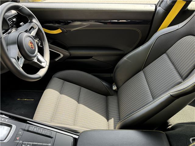 صورة مصغرة 30 لـ 2019 Porsche 911