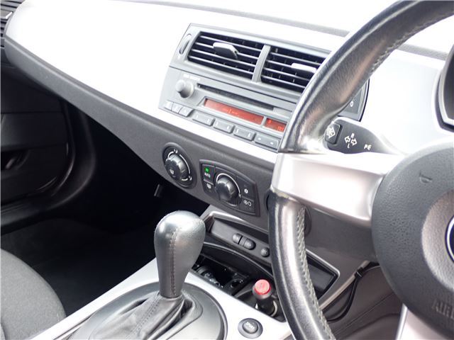 2005 BMW Z4 缩略图 33