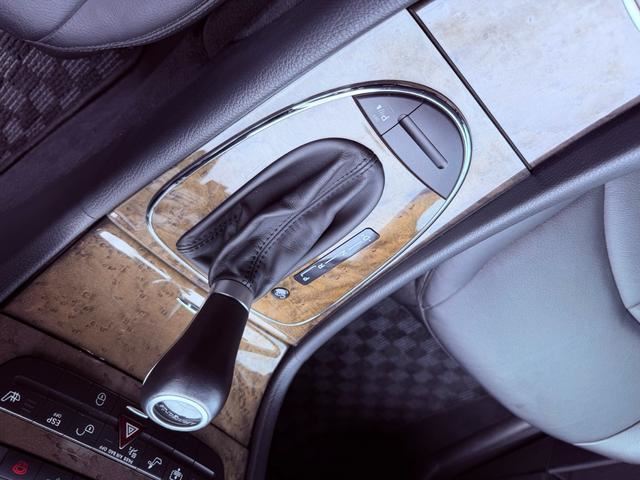 صورة مصغرة 25 لـ 2007 Mercedes-BENZ E-CLASS