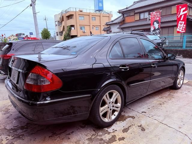 صورة مصغرة 7 لـ 2007 Mercedes-BENZ E-CLASS