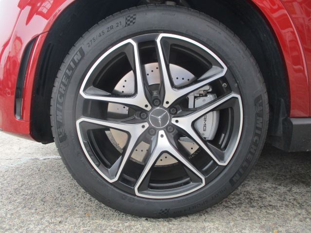 صورة 9 لـ 2021 Mercedes-BENZ GLE-CLASS AMG