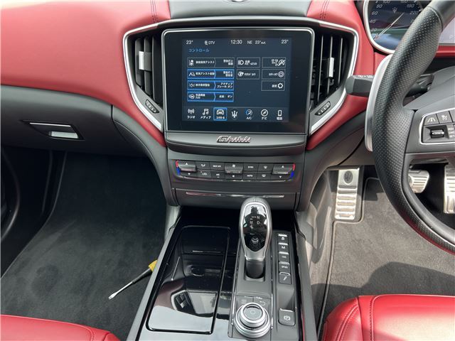صورة مصغرة 11 لـ 2018 Maserati GRAN SPORT