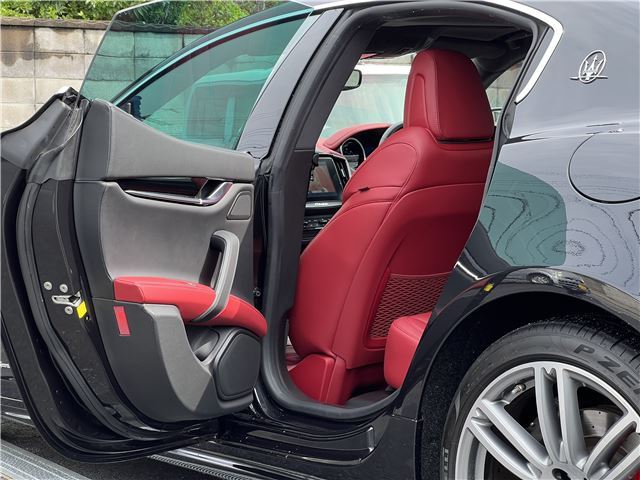 صورة مصغرة 48 لـ 2018 Maserati GRAN SPORT
