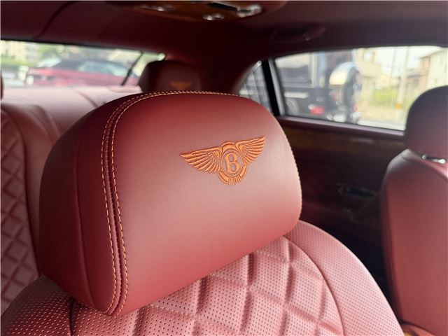 2017 Bentley FLYING SPUR — миниатюра 18