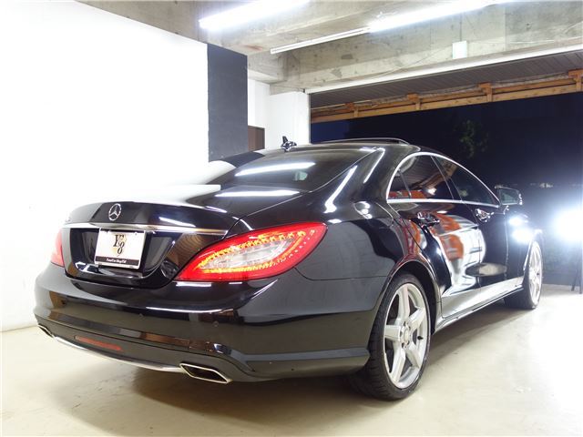 2011 Mercedes-BENZ CLS — миниатюра 11