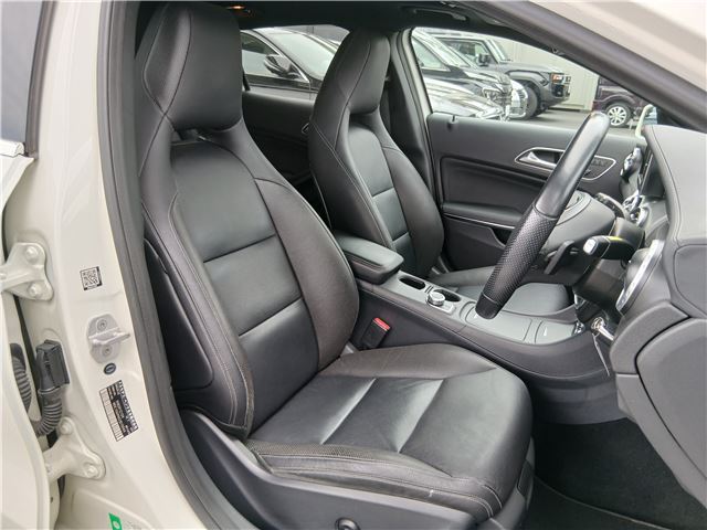 2014 Mercedes-BENZ GLA — миниатюра 18